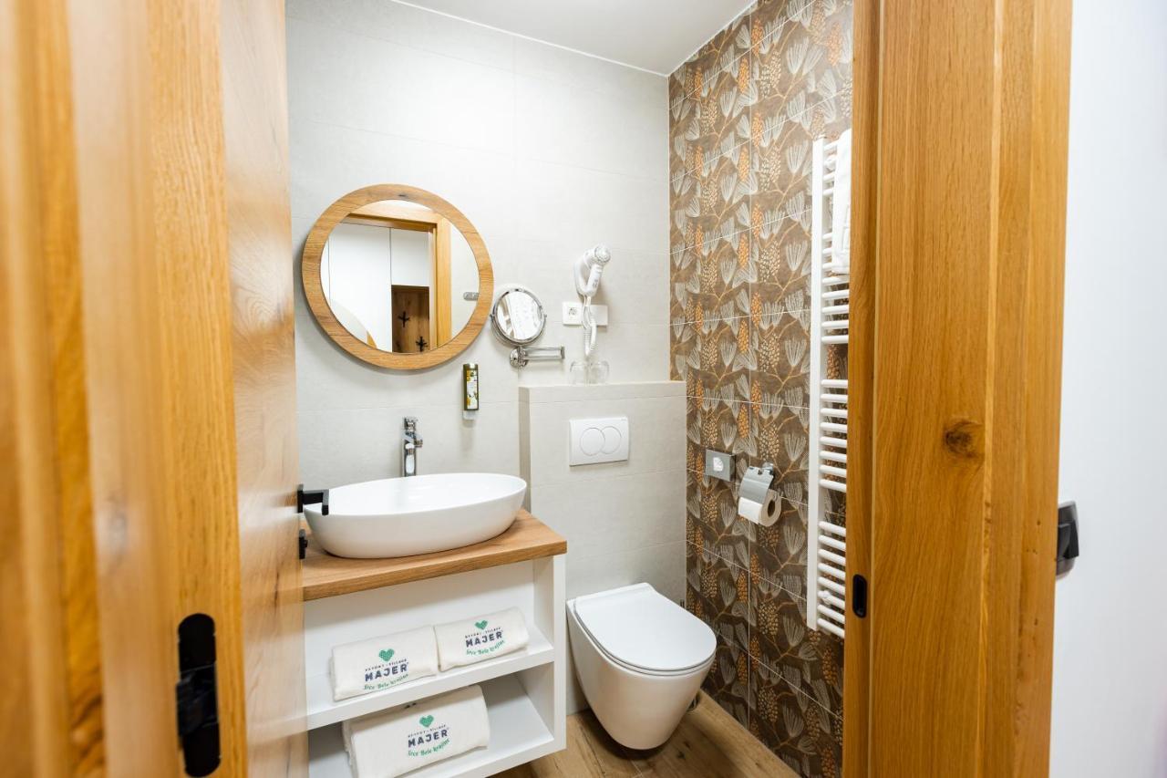 Resort Village Majer Gradac Esterno foto